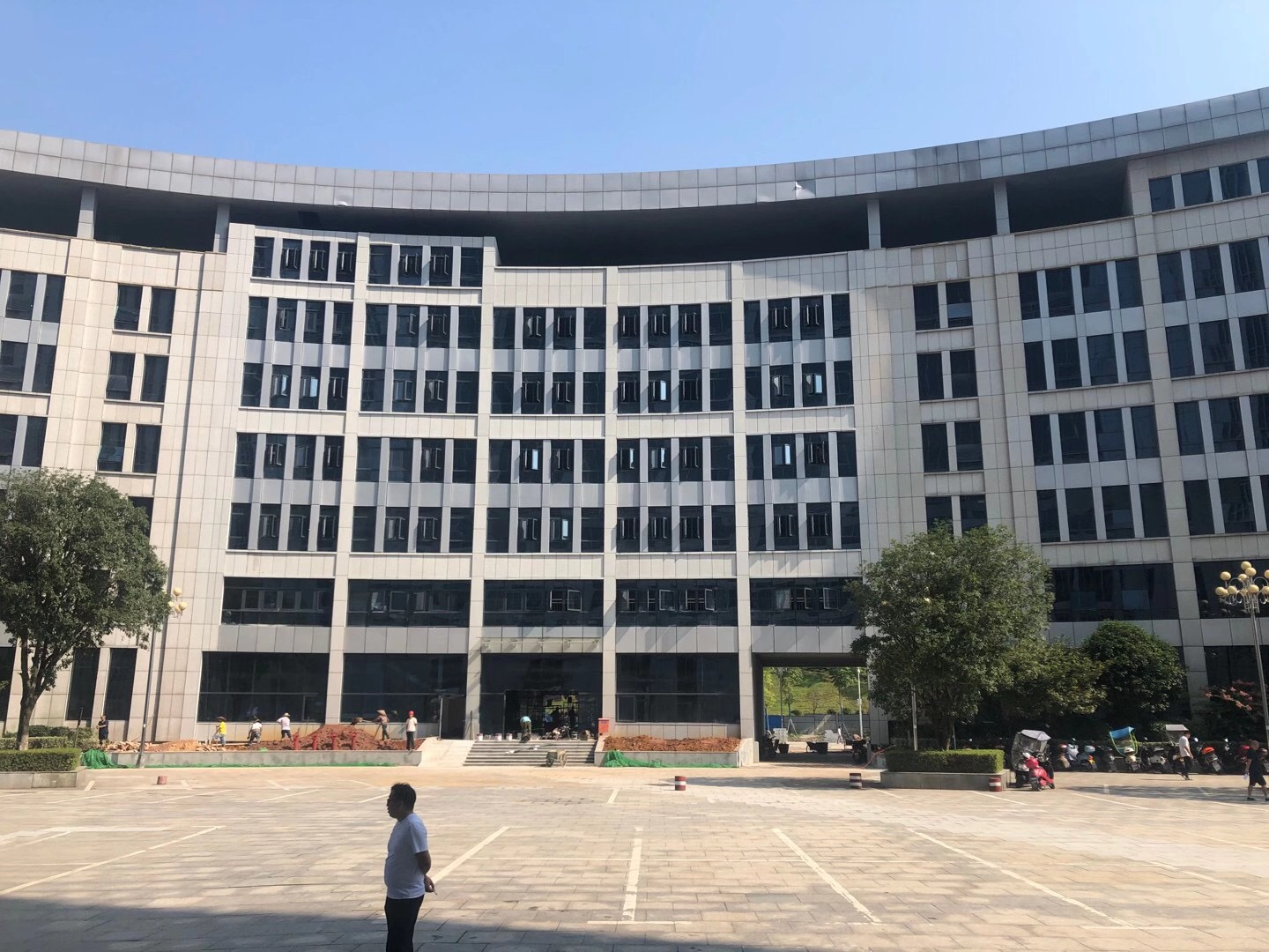 懷化市民服務(wù)中心消防整改、便民服務(wù)設(shè)施改擴(kuò)建及修繕工程